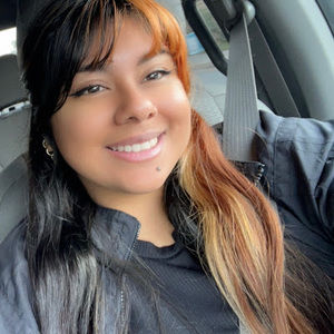 Meet your Posher, Carolina